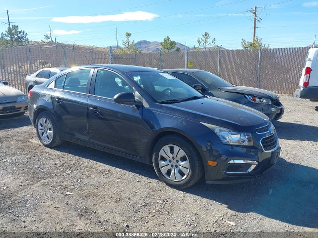 2015 1G1PA5SH8F7140141 main image