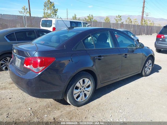 Chevrolet Cruze Ls Auto 2015 1G1PA5SH8F7140141 Image 4