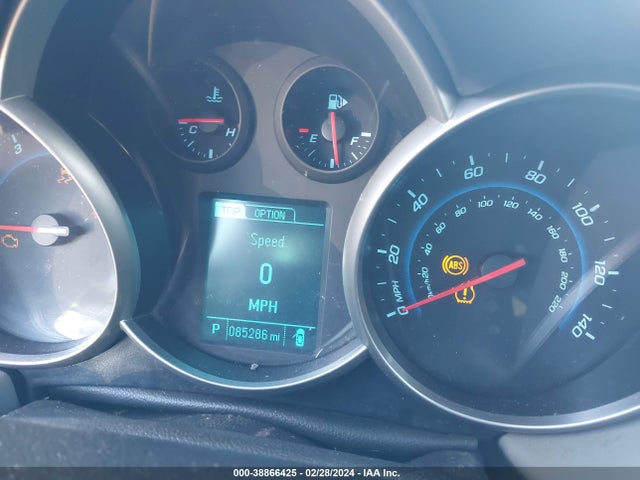 Chevrolet Cruze Ls Auto 2015 1G1PA5SH8F7140141 Image 7