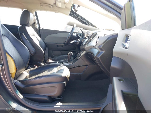 Chevrolet Sonic Ltz Auto 2014 1G1JE6SB7E4226438 Image 5