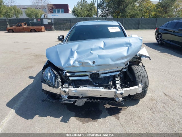 Mercedes-Benz E 300 2018 WDDZF4JB2JA442566 Image 13