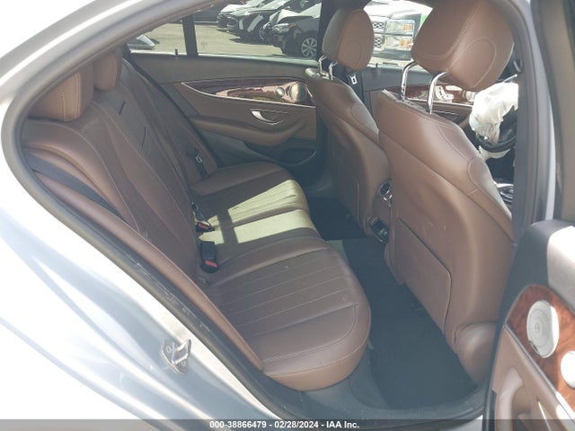 Mercedes-Benz E 300 2018 WDDZF4JB2JA442566 Image 8