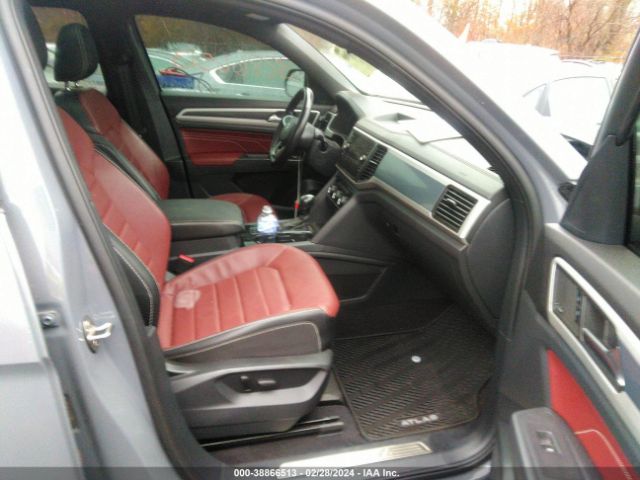 1V2FE2CA5MC224752 Volkswagen Atlas Cross Sport 3.6l V6 Sel Premium R-line