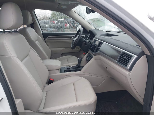1V2UR2CA2KC548038 Volkswagen Atlas 3.6l V6 Se W/technology