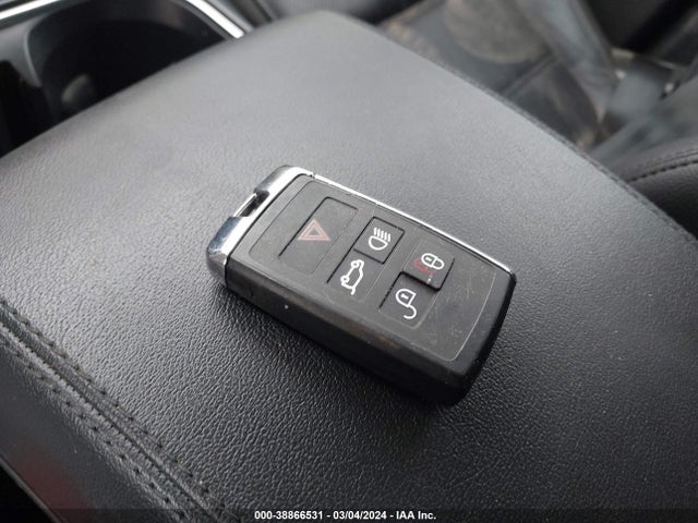 2021 JAGUAR E-PACE SADFK2FX4M1025170 Photo 10