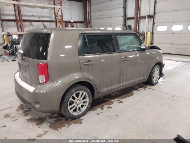 JTLZE4FEXEJ054334 Scion XB