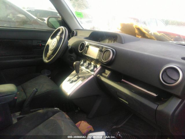 JTLZE4FE9EJ062618 Scion XB