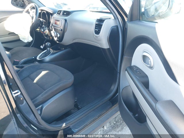 KIA Soul 2015 KNDJN2A2XF7182548 Image 5