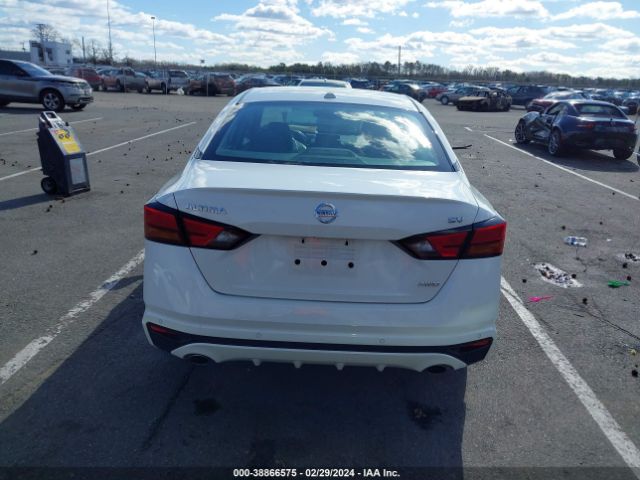 1N4BL4DW3LN300571 Nissan Altima Sv Intelligent Awd