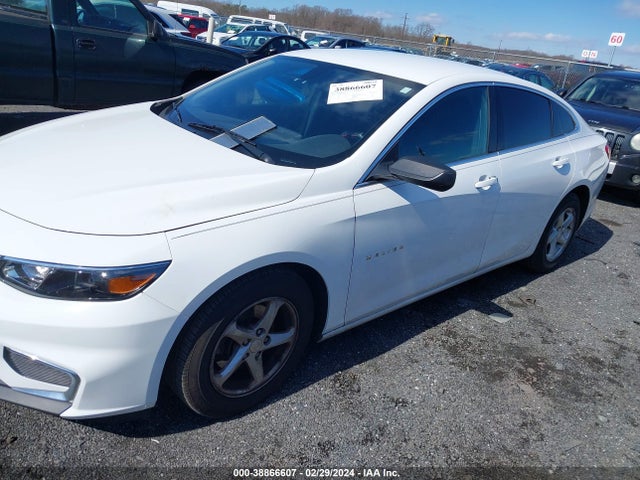 Chevrolet Malibu 1ls 2018 1G1ZB5ST6JF129146 Image 2