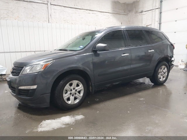 Chevrolet Traverse Ls 2014 1GNKRFED1EJ301026 Image 2