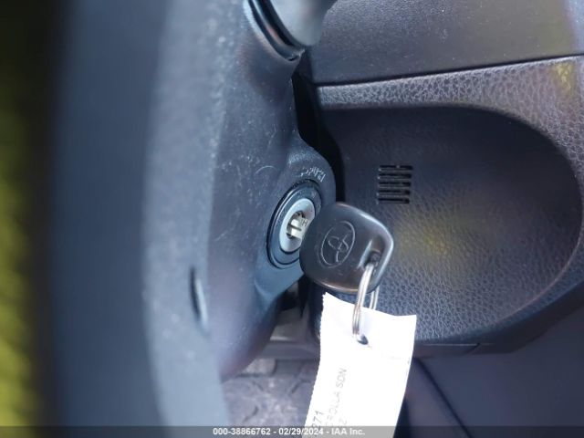 2T1BURHE1FC476032 Toyota COROLLA L