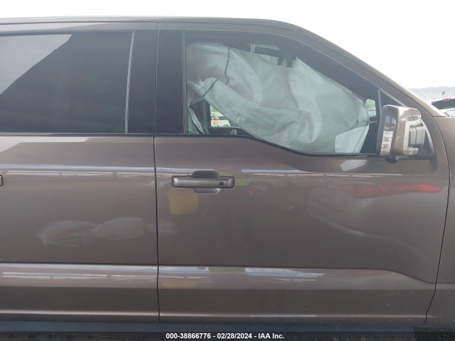 Ford F-150 Lightning Lariat 2023 1FTVW1ELXPWG06085 Image 13