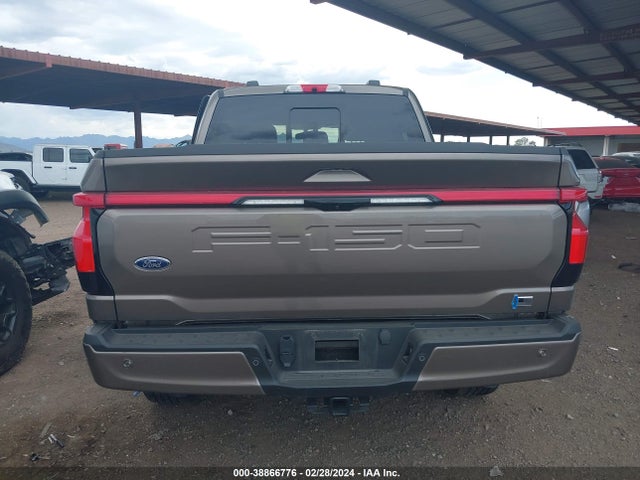 Ford F-150 Lightning Lariat 2023 1FTVW1ELXPWG06085 Image 16