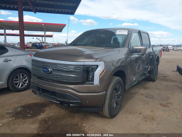 Ford F-150 Lightning Lariat 2023 1FTVW1ELXPWG06085 Image 2
