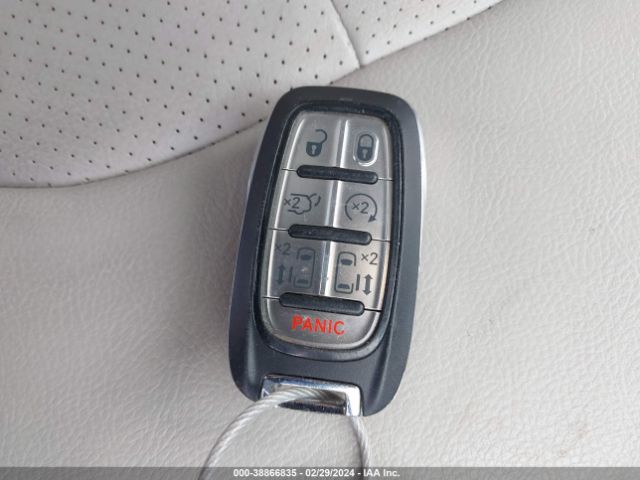 2C4RC1L77MR578346 Chrysler Pacifica Hybrid Touring L