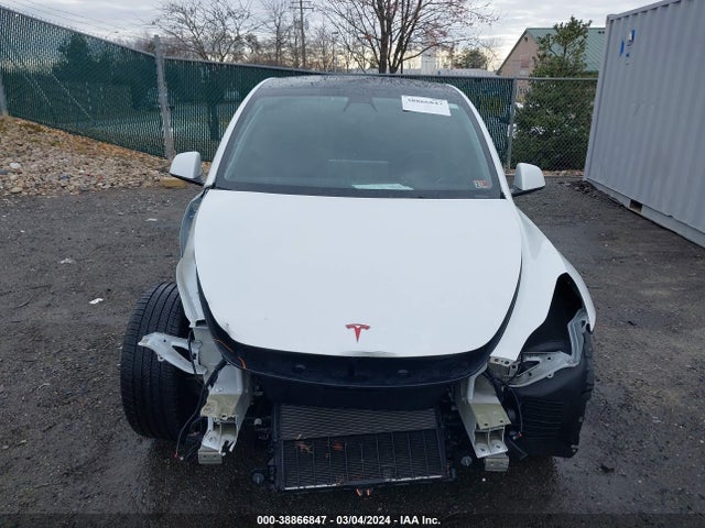 7SAYGDEF5NF372299 Tesla Model Y Performance Dual Motor All-wheel Drive