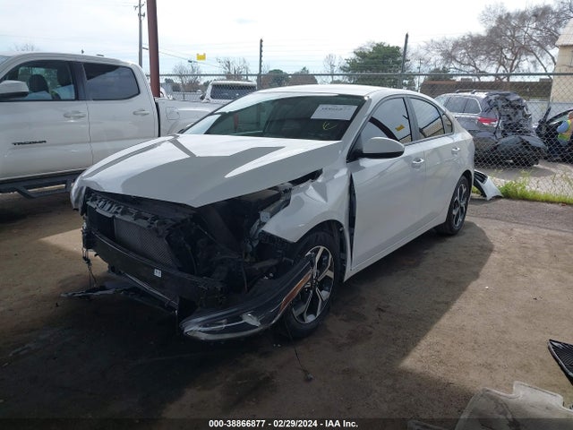 KIA Forte Lxs 2021 3KPF24AD5ME327844 Image 2