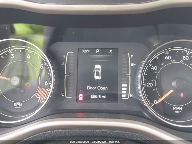 1C4PJLAB1FW731684 Jeep Cherokee Sport