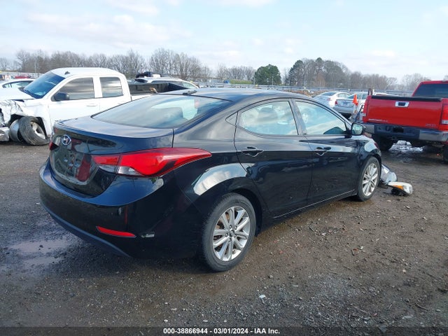 Продажа на аукционе авто 2016 Hyundai Elantra Se, vin: 5NPDH4AE3GH689539, номер лота: 38866944
