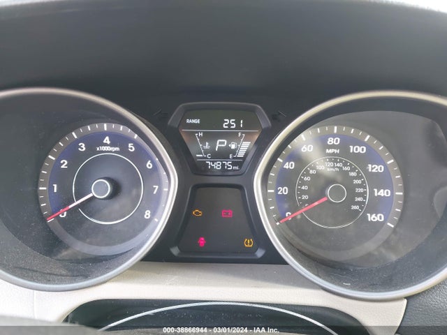 Продажа на аукционе авто 2016 Hyundai Elantra Se, vin: 5NPDH4AE3GH689539, номер лота: 38866944