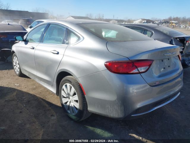 1C3CCCFB5FN618395 Chrysler 200 LX