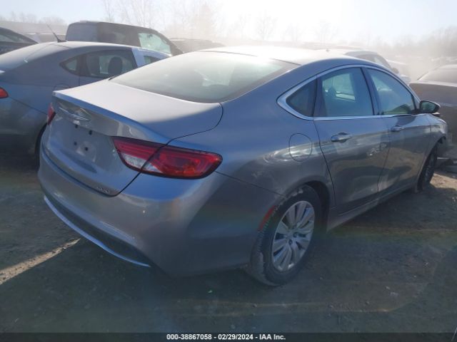 1C3CCCFB5FN618395 Chrysler 200 LX