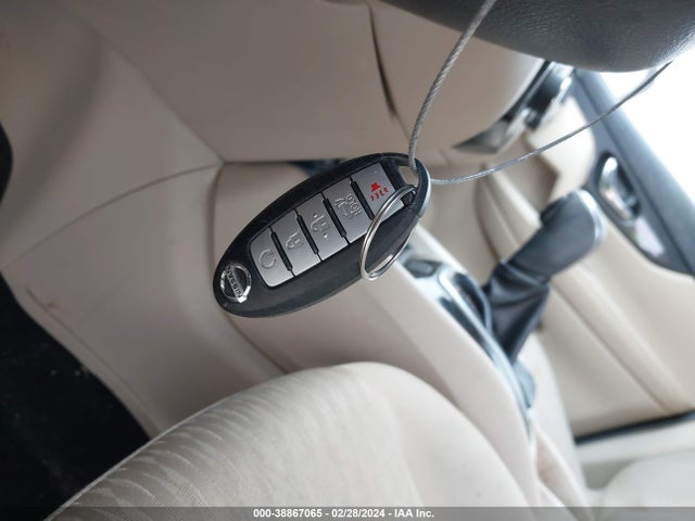 Nissan ROGUE SV 2017 KNMAT2MT3HP550548 Image 11