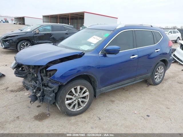 Nissan ROGUE SV 2017 KNMAT2MT3HP550548 Image 2