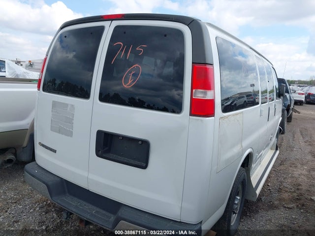 1GAWGFFG7H1334148 Chevrolet Express 2500 Lt