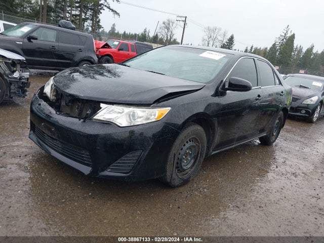 Toyota CAMRY LE 2014 4T4BF1FK8ER340858 Image 2