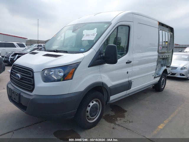 Ford Transit-150 2018 1FTYE2CM0JKA72062 Image 2