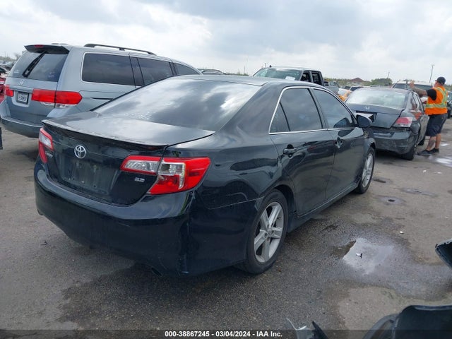 Toyota CAMRY SE 2014 4T1BF1FK8EU727243 Image 4