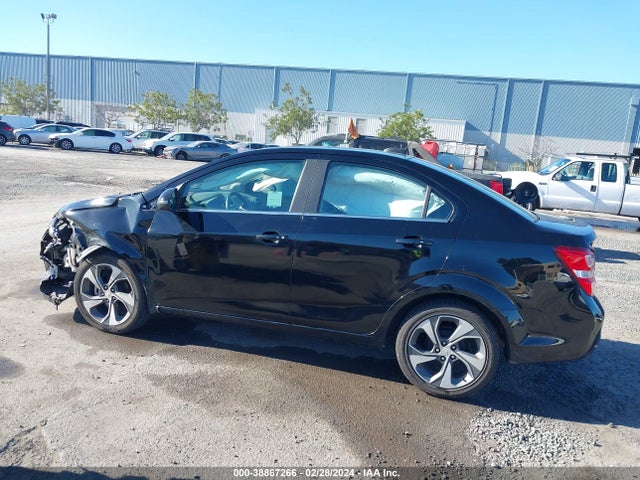 Chevrolet Sonic Premier Auto 2018 1G1JF5SB0J4105283 Image 14