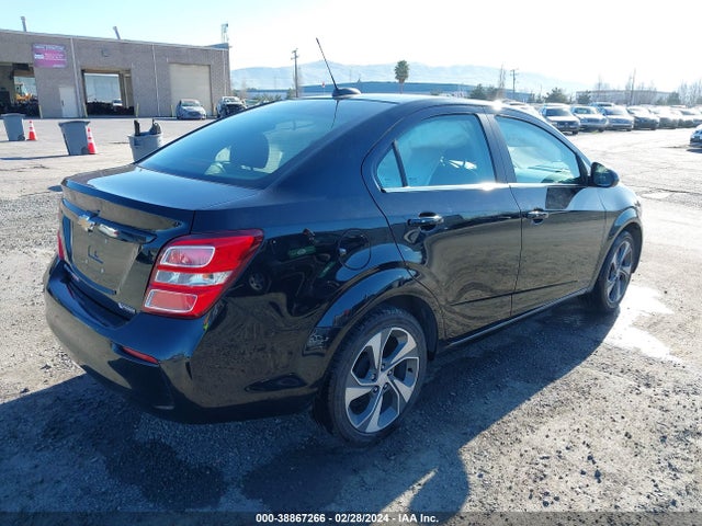 Chevrolet Sonic Premier Auto 2018 1G1JF5SB0J4105283 Image 4