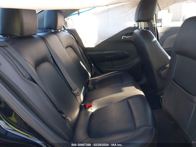 Chevrolet Sonic Premier Auto 2018 1G1JF5SB0J4105283 Image 8