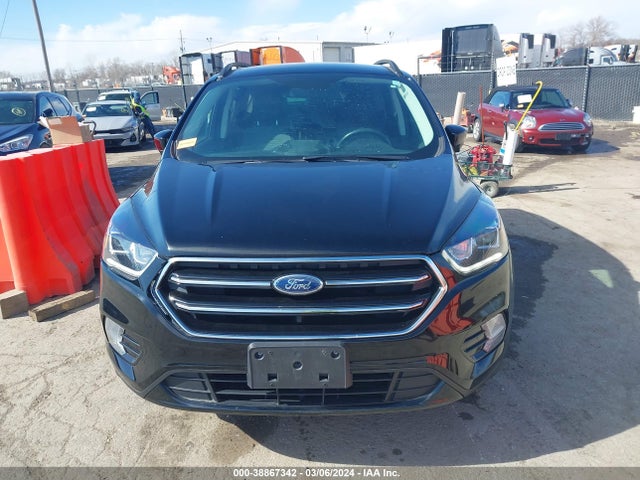 Ford ESCAPE SE 2018 1FMCU9GD9JUD59089 Image 13