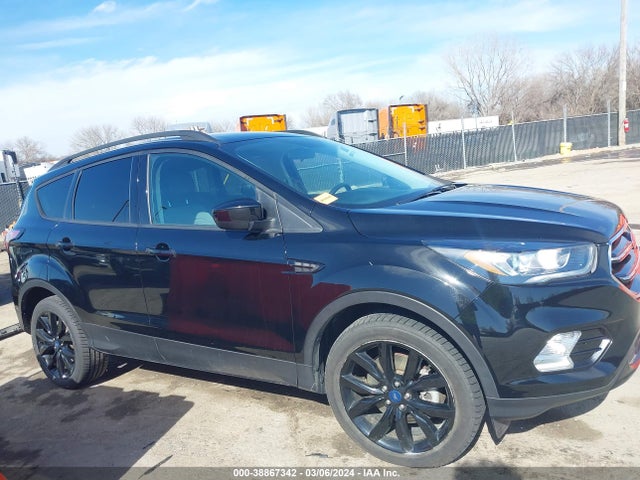 Ford ESCAPE SE 2018 1FMCU9GD9JUD59089 Image 14