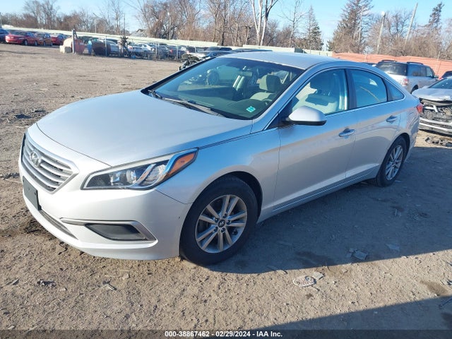 Hyundai Sonata 2017 5NPE24AF0HH516240 Image 2