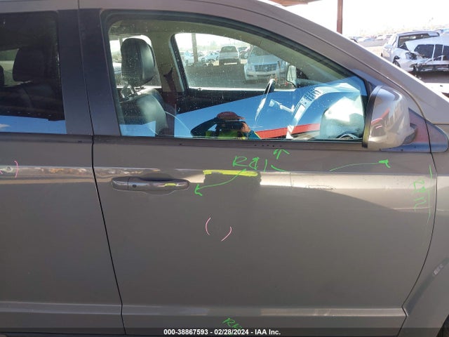 Dodge Journey Crossroad 2019 3C4PDCGG2KT693649 Image 13