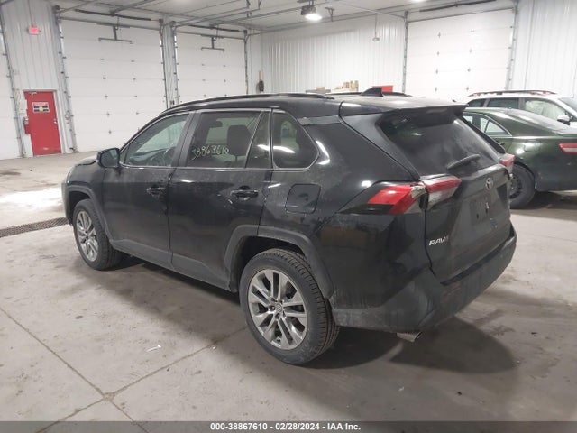 Toyota Rav4 Xle Premium 2020 2T3A1RFVXLW101782 Image 3