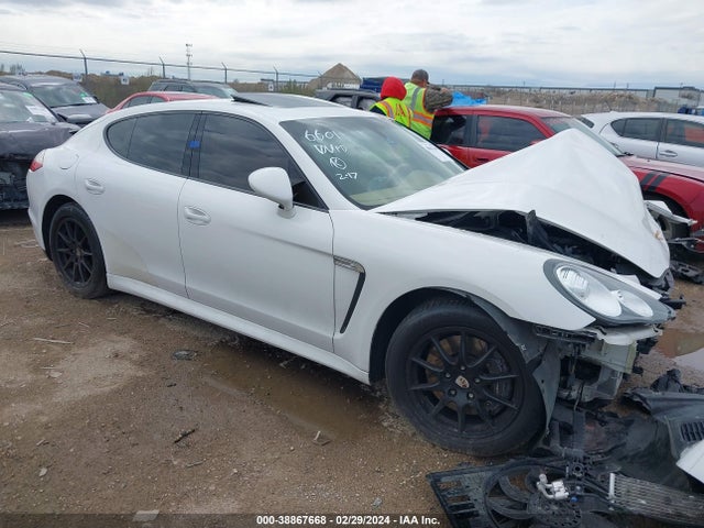 2011 PORSCHE PANAMERA WP0AA2A74BL011075 Photo 0