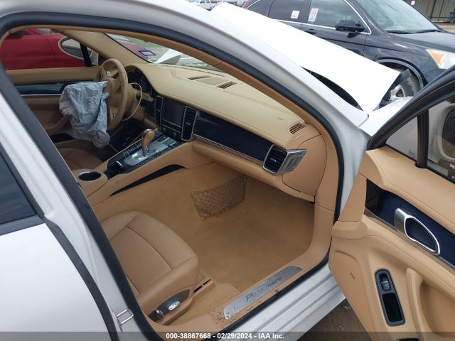 2011 PORSCHE PANAMERA WP0AA2A74BL011075 Photo 4