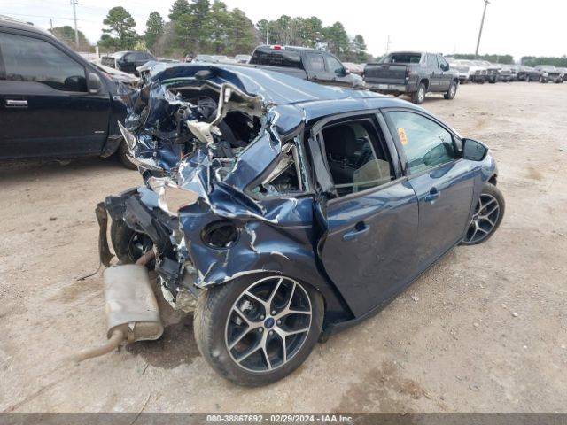 1FADP3H2XJL269276 Ford FOCUS SEL