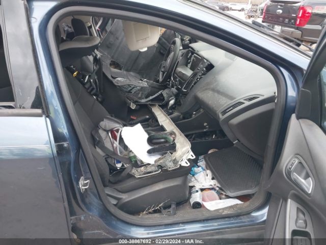 1FADP3H2XJL269276 Ford FOCUS SEL