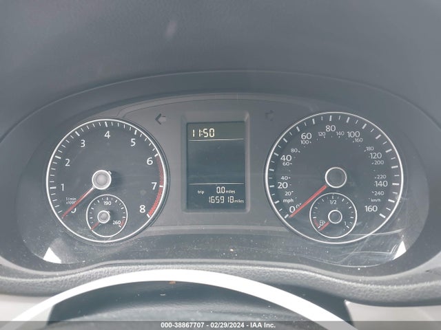 1VWAT7A39EC031361 Volkswagen Passat 1.8t Wolfsburg Edition