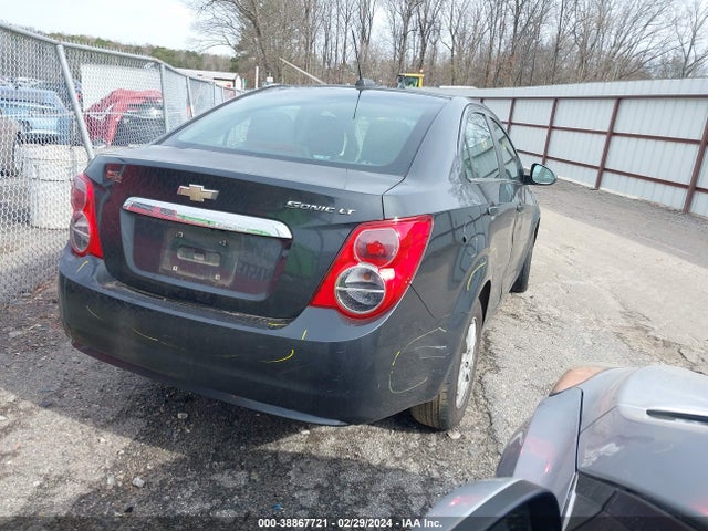 Chevrolet Sonic Lt Auto 2015 1G1JC5SH6F4129110 Image 4