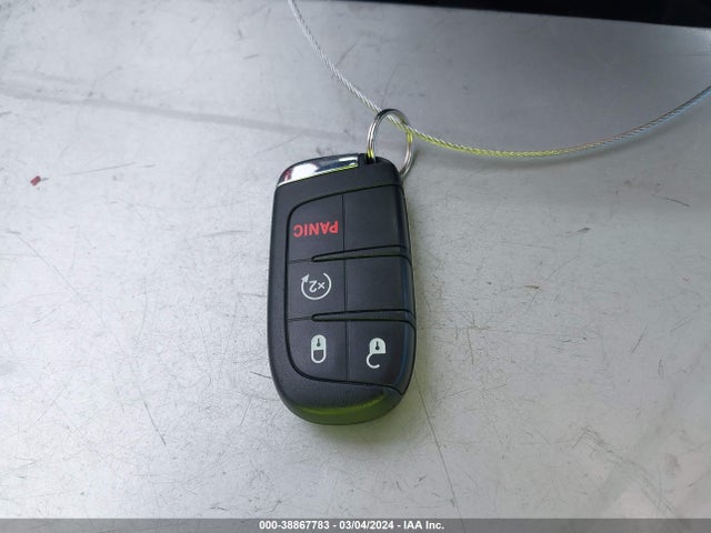 Jeep Renegade Latitude 2015 ZACCJBBTXFPB37284 Image 11