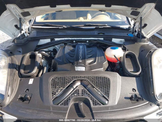 2015 PORSCHE MACAN WP1AB2A56FLB60720 Photo 9
