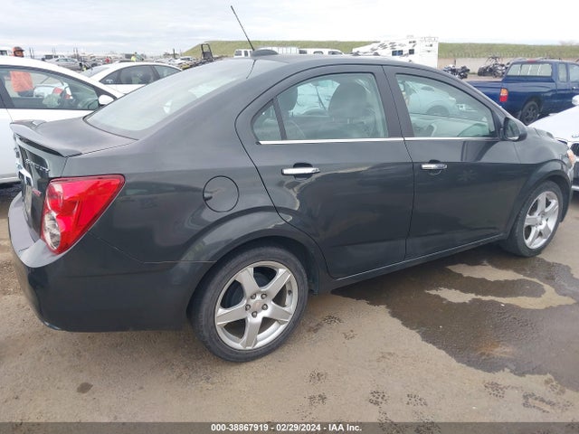 Chevrolet Sonic Ltz Auto 2015 1G1JE5SB8F4140163 Image 4